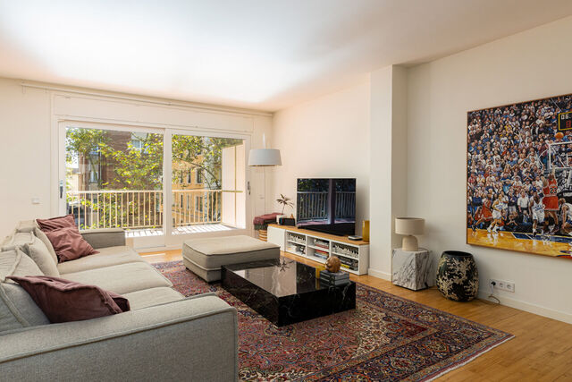 Living in Style All Year Round: How to Choose a Home You Can Enjoy Every Season