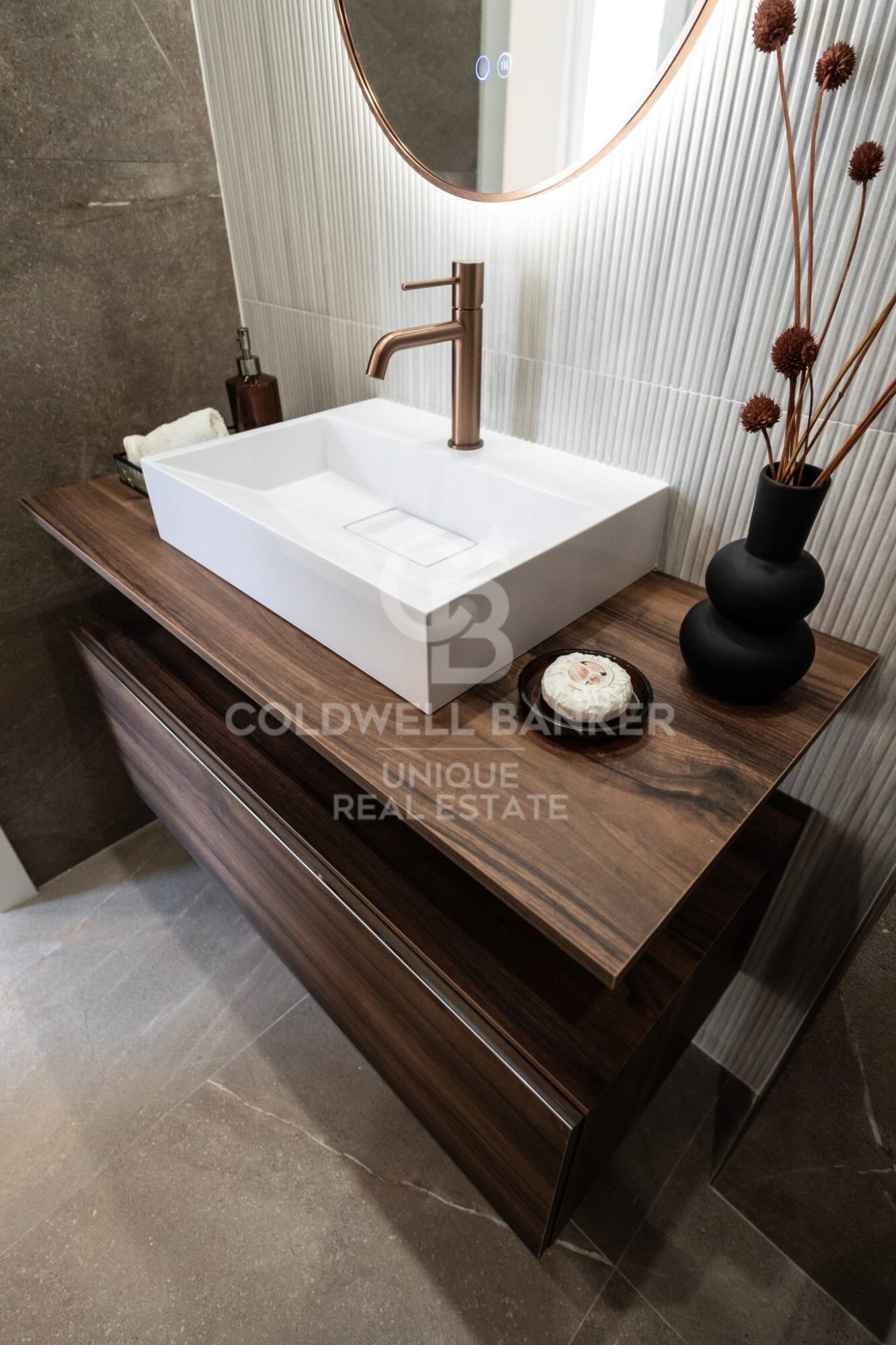 Piso a estrenar de 2 habitaciones en Recoletos, Madrid