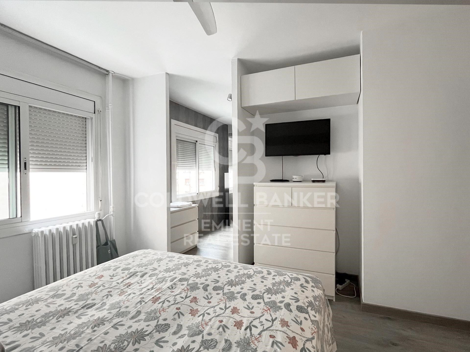 Appartement calme au cinquième étage avec ascenseur, situé sur l'Avenida Sarrià