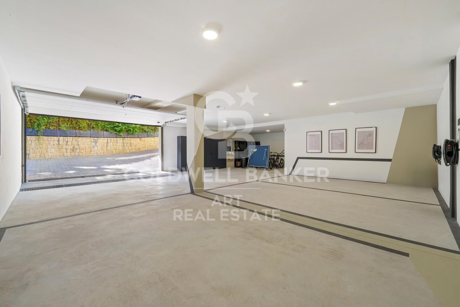 Contemporary Mediterranean living on Marbella's Golden Mile