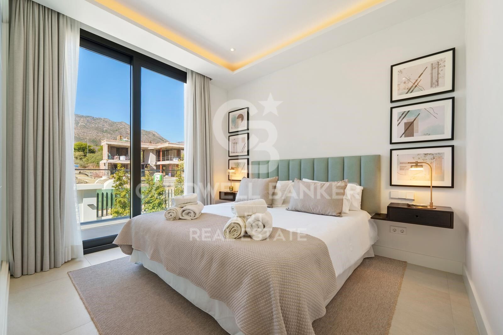 Élégance Méditerranéenne sur la célèbre Golden Mile de Marbella