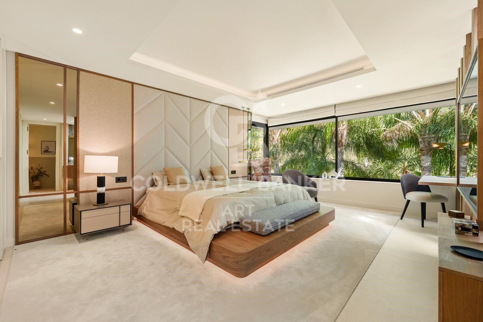 Elegancia moderna en Marbella Este - villa contemporánea en Las Chapas