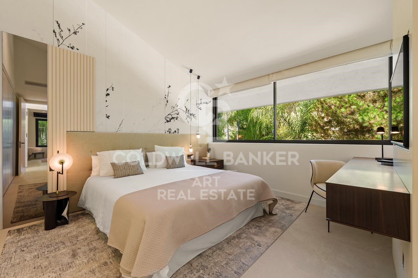 Elegancia moderna en Marbella Este - villa contemporánea en Las Chapas