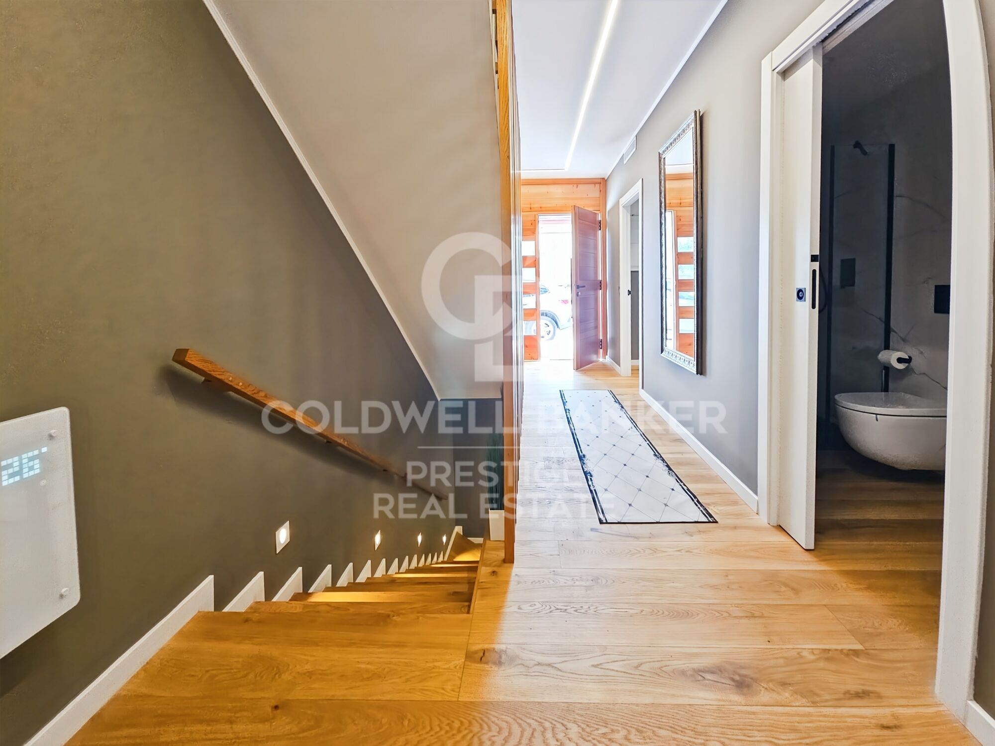 Casa de obra nueva en el casco antiguo de Finestrelles,Barcelona