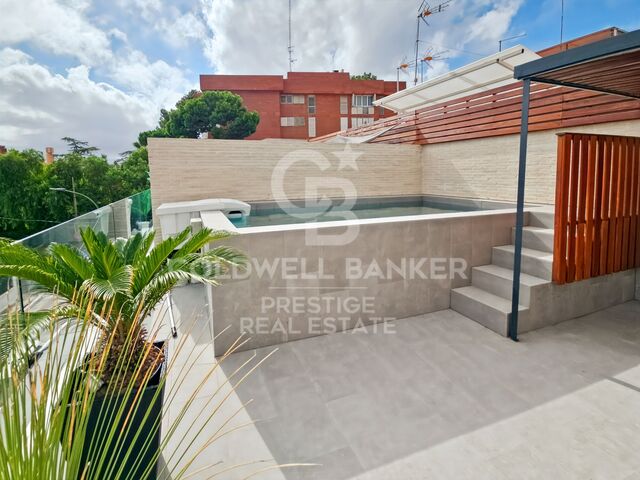 Brand-new house in the historic centre of Finestrelles,Barcelona