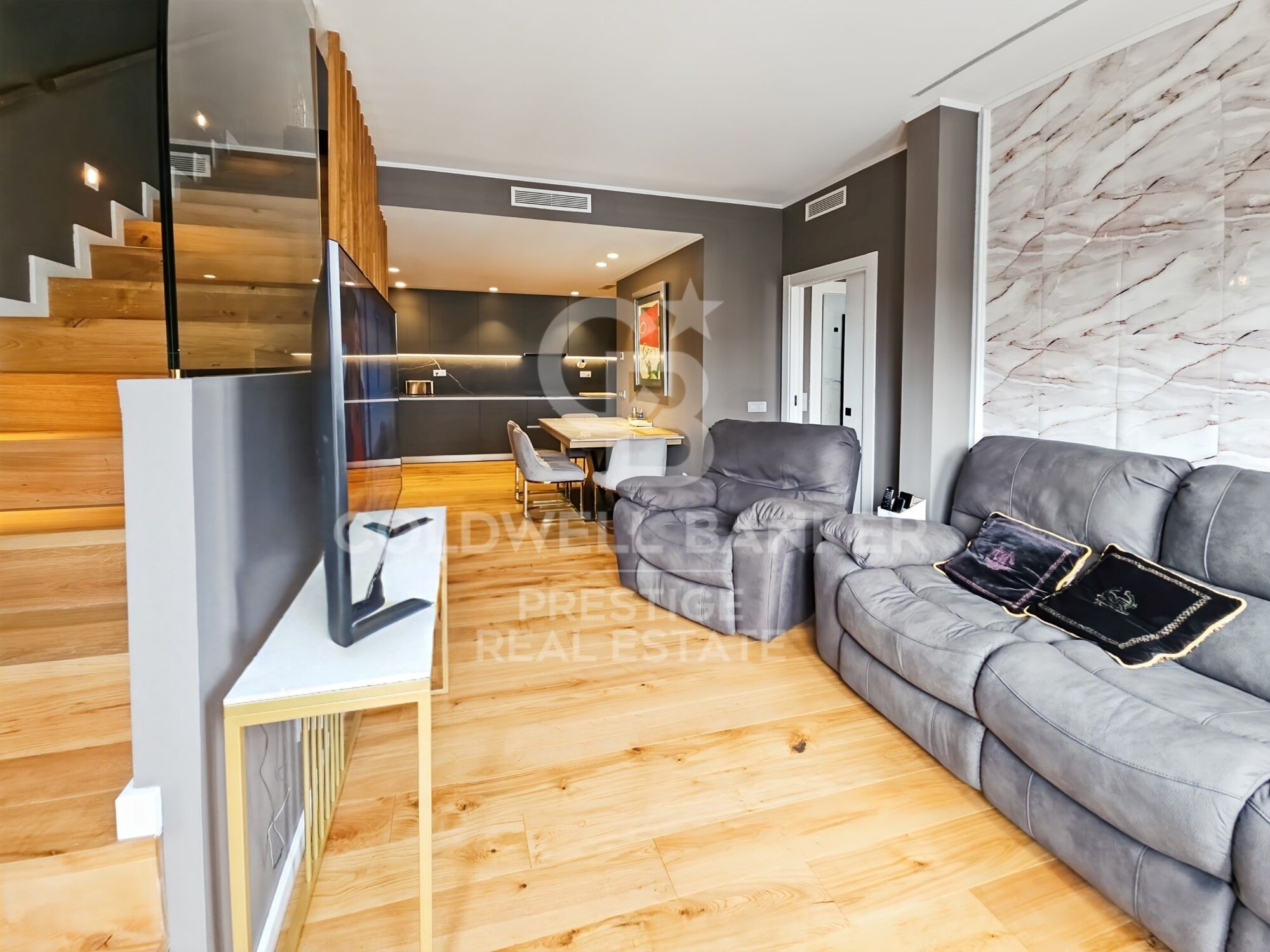 Brand-new house in the historic centre of Finestrelles,Barcelona