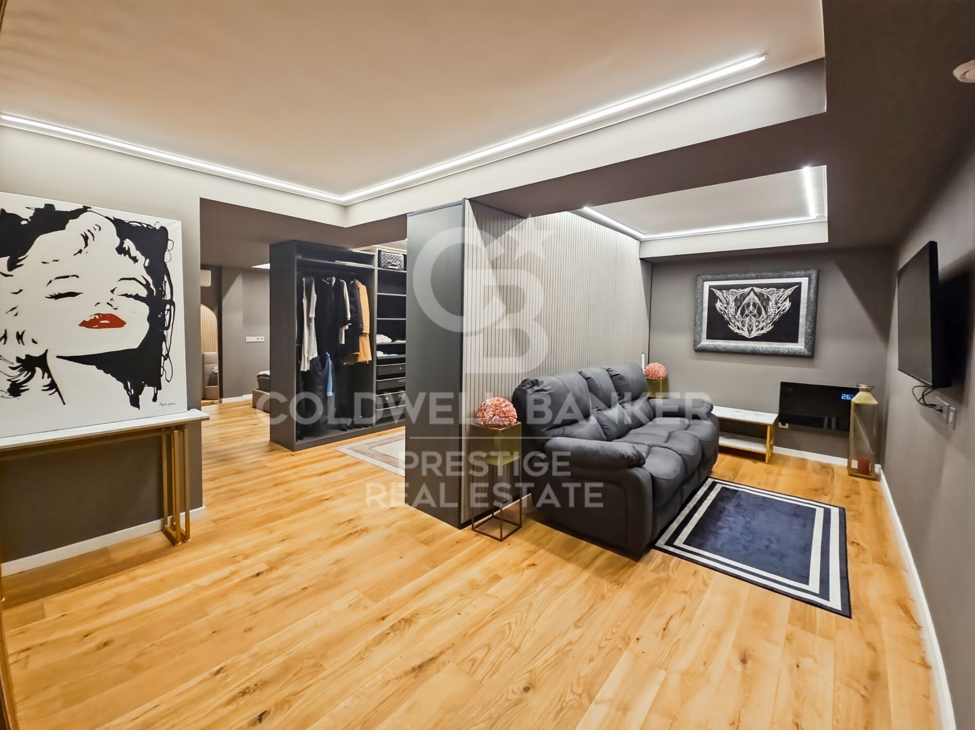 Brand-new house in the historic centre of Finestrelles,Barcelona