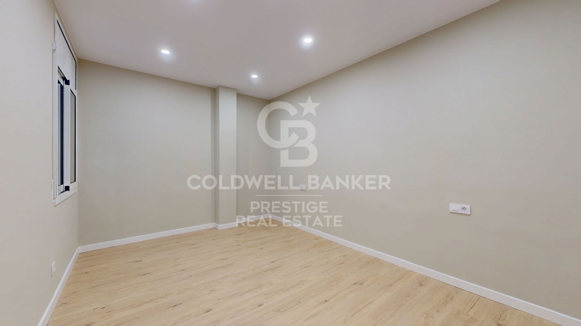 Bright, newly renovated property in Eixample, Barcelona