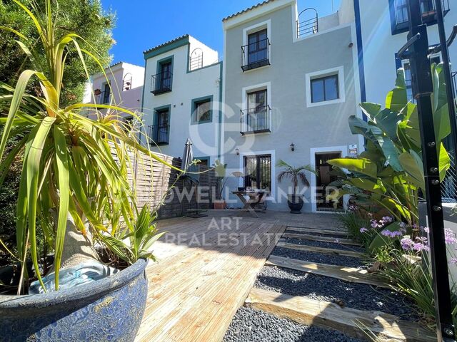 Charmante maison mitoyenne avec vue à Casares Playa, Costa del Sol