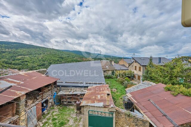 Village house Sale Osséja