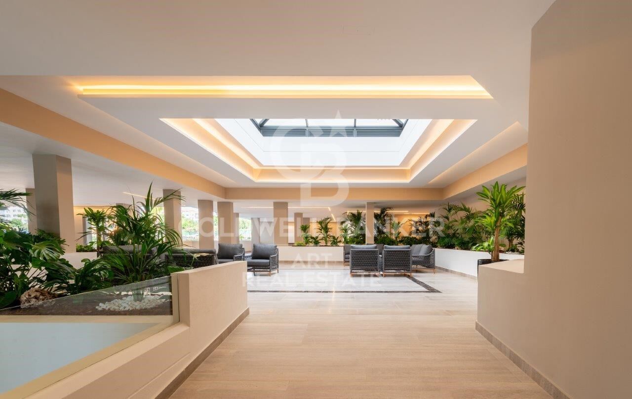 Alquiler de exclusivos apartamentos a estrenar de 2 y 3 dormitorios en el prestigioso complejo Albatros, Marbella