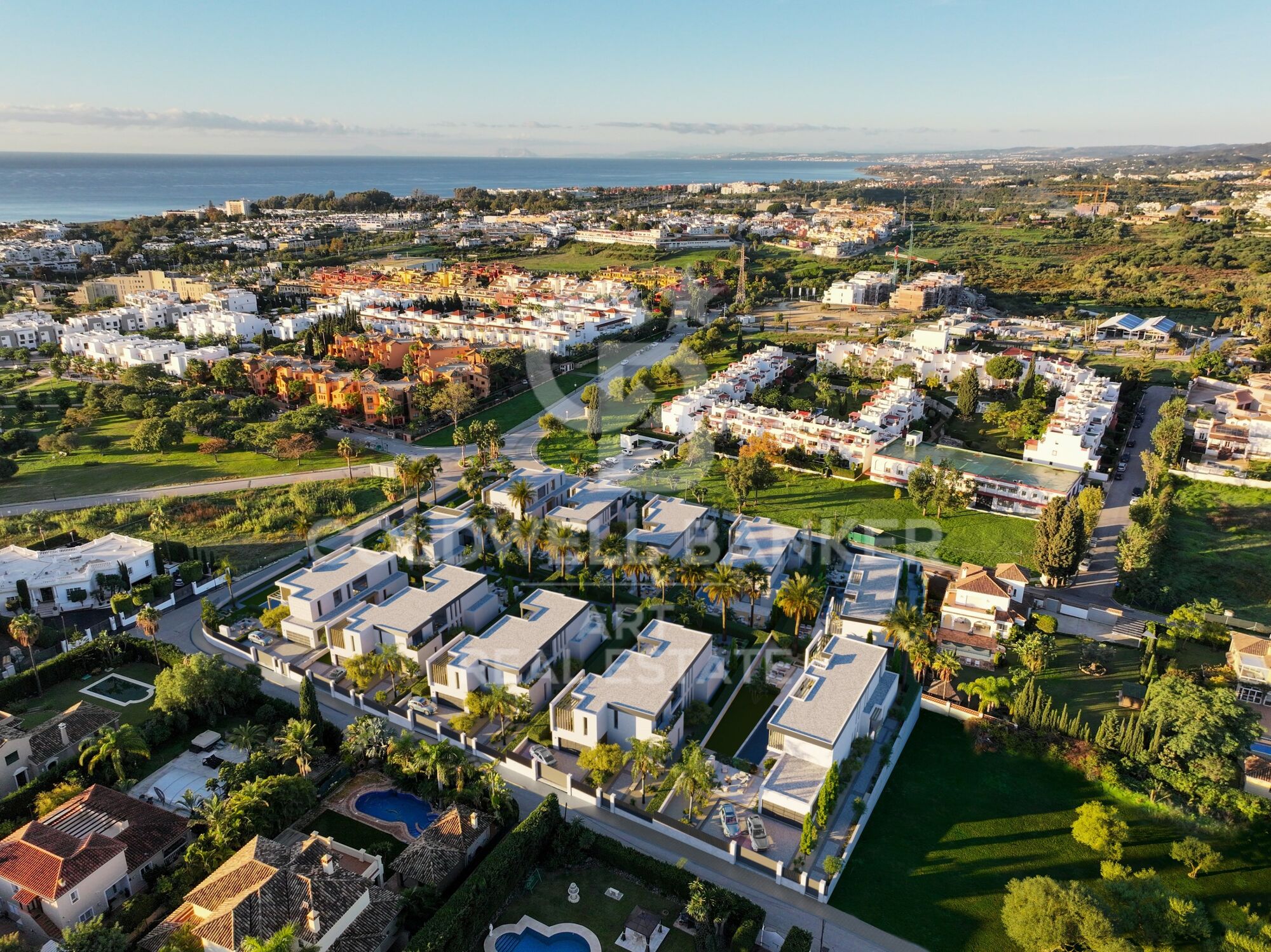 Exclusivas villas contemporáneas con piscina privada en Bel Air