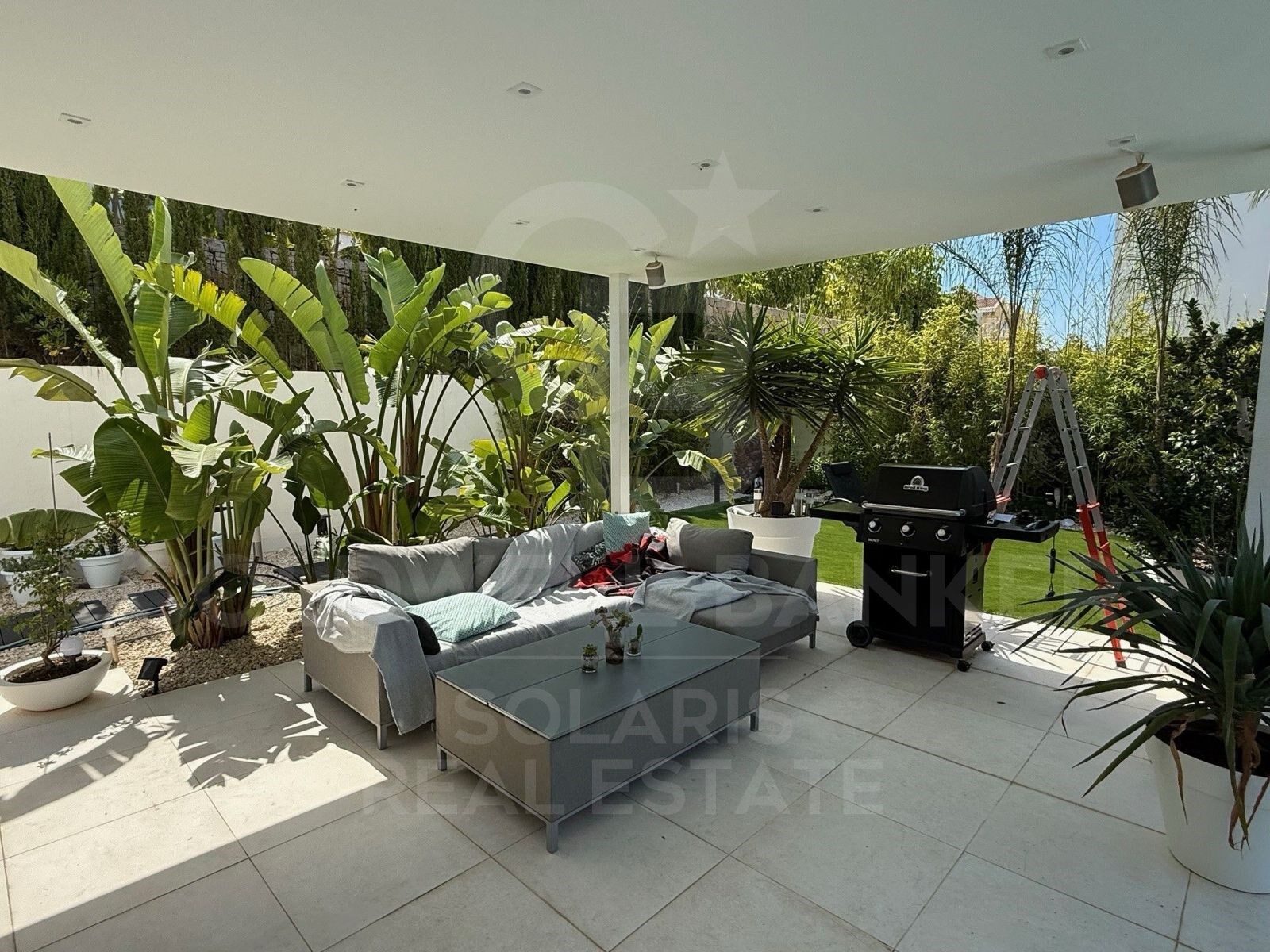The Sun - Designer-Villa mit mediterraner Seele in Calpe