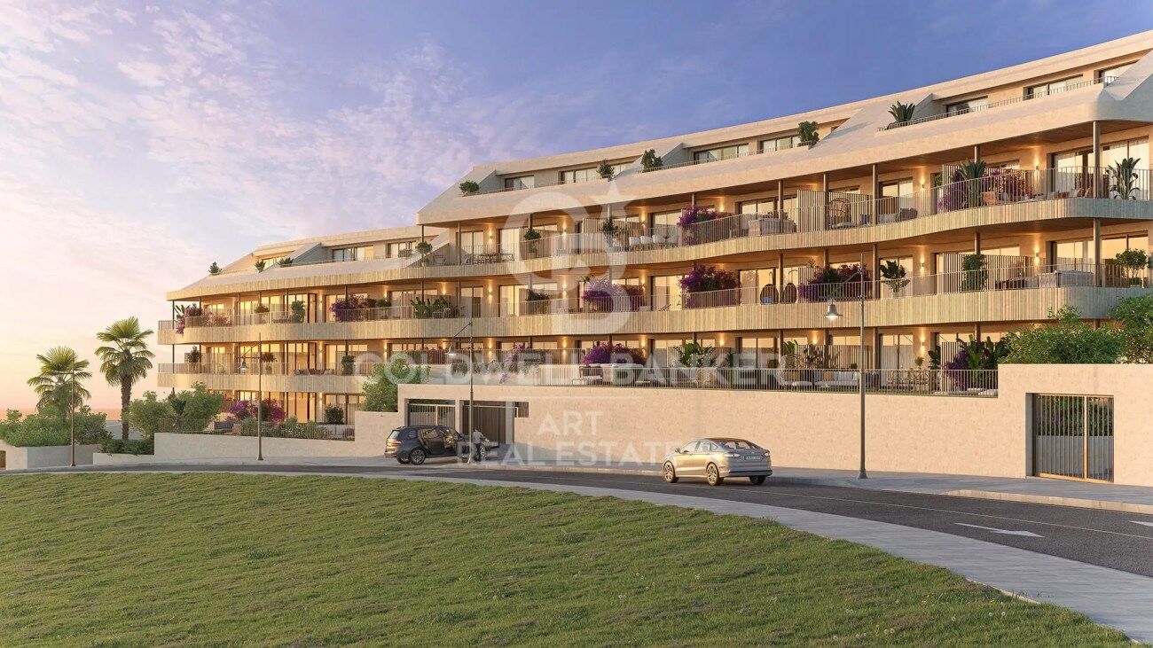 Apartamentos de lujo con vistas infinitas al mar en El Higuerón