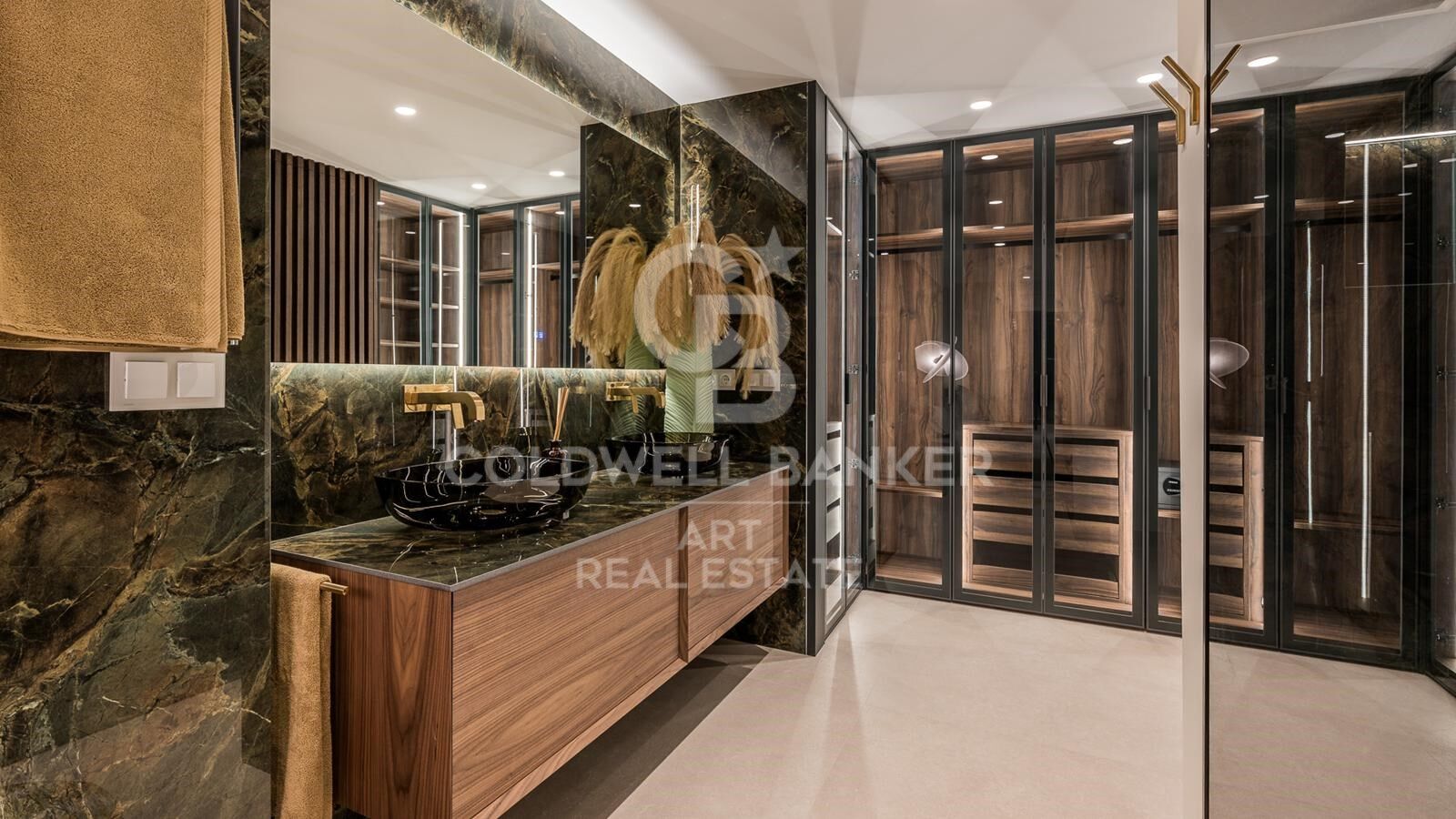 Sofisticación costera en Los Monteros Palm Beach, Marbella