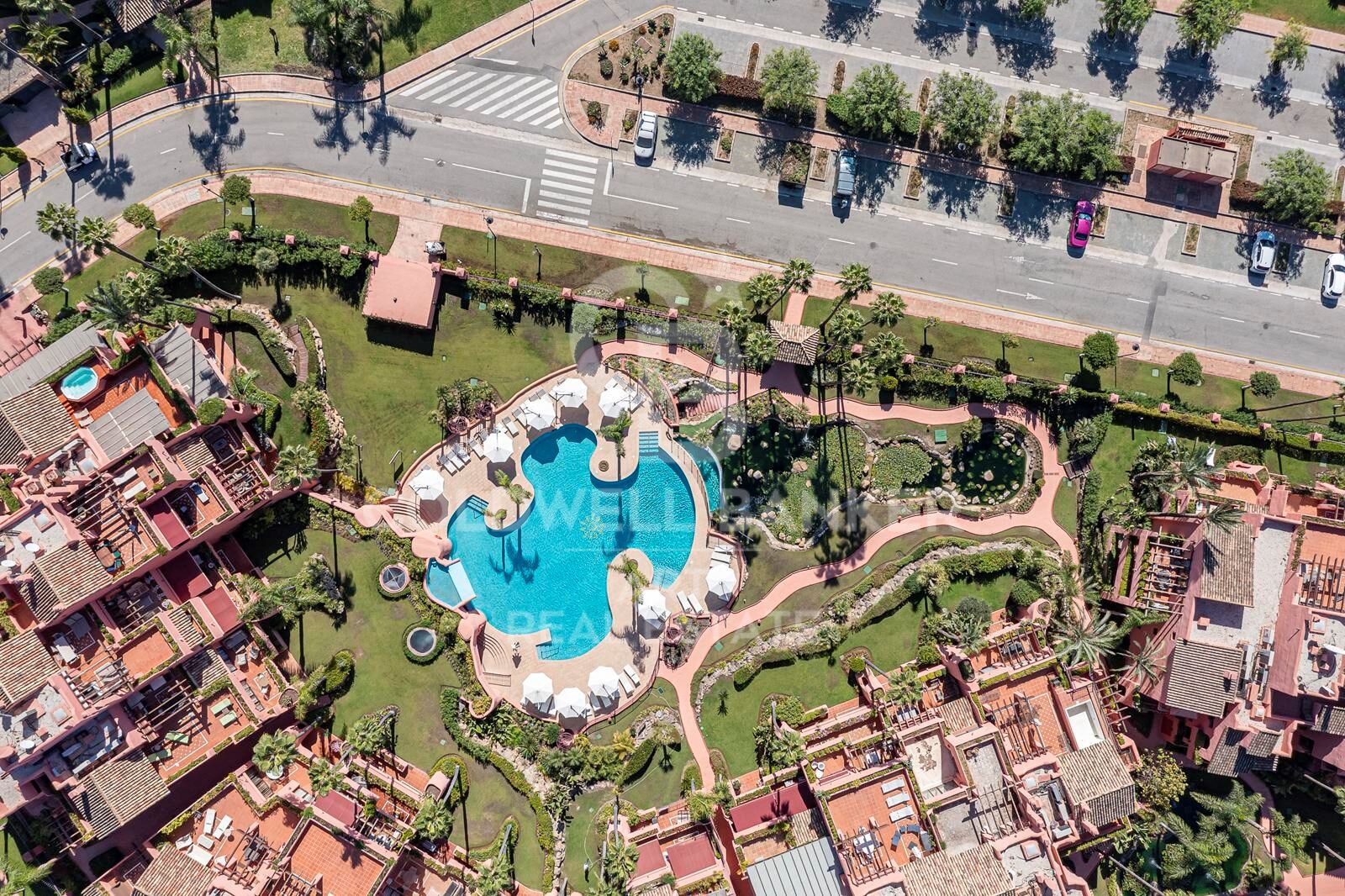 Élégance en bord de mer à Cabo Bermejo, Estepona