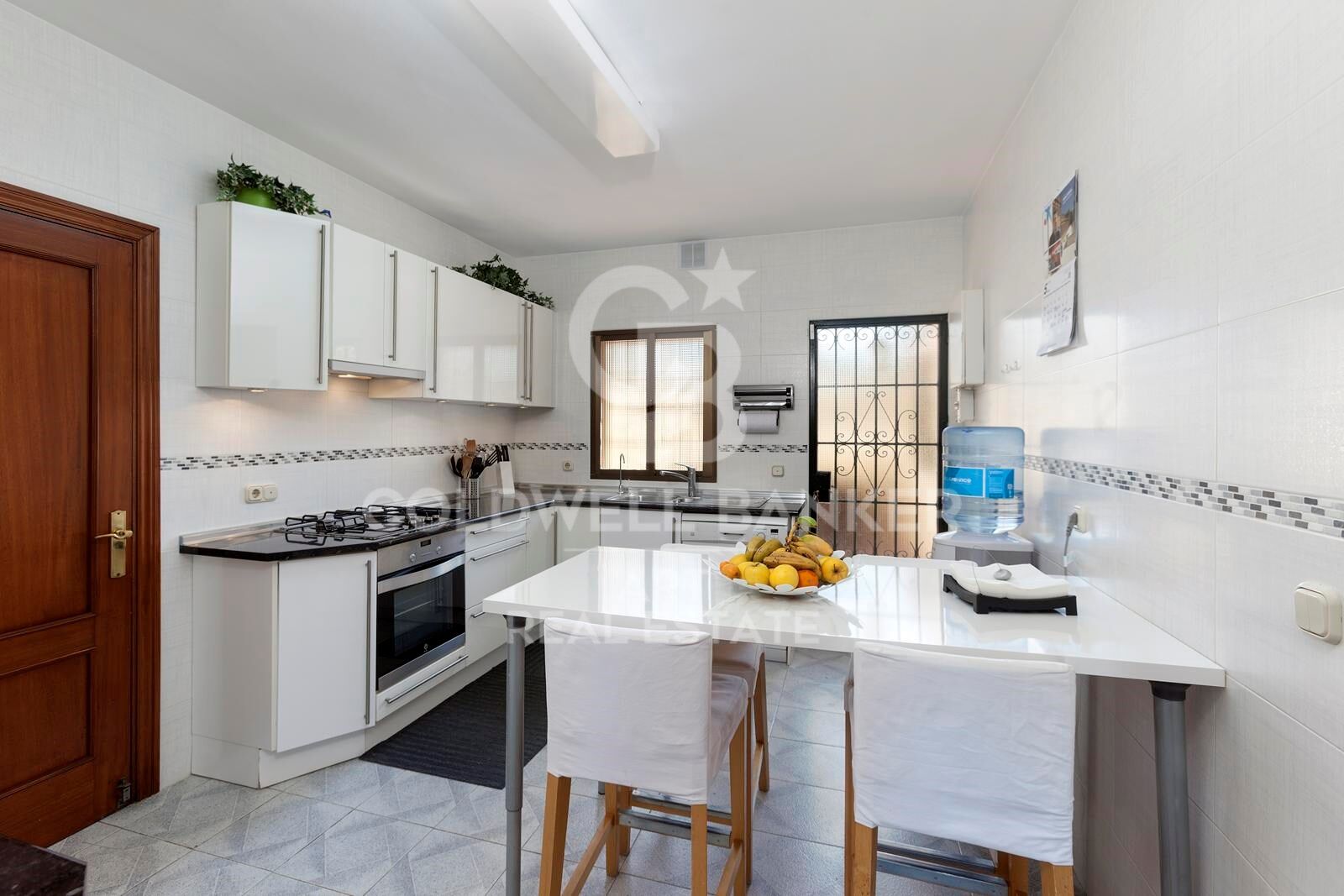 Elegante Villa neben dem Golfclub Los Naranjos, Nueva Andalucía, Marbella