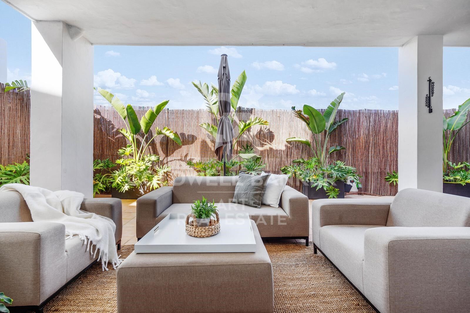 Skandinavische eleganz im Herzen von Nueva Andalucía, Marbella