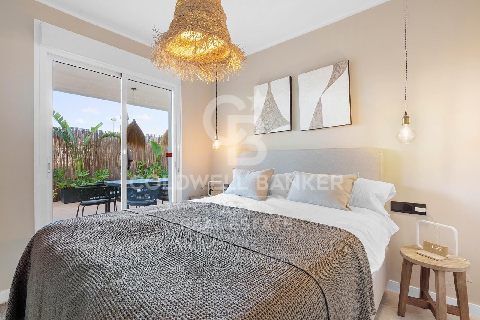 Skandinavische eleganz im Herzen von Nueva Andalucía, Marbella