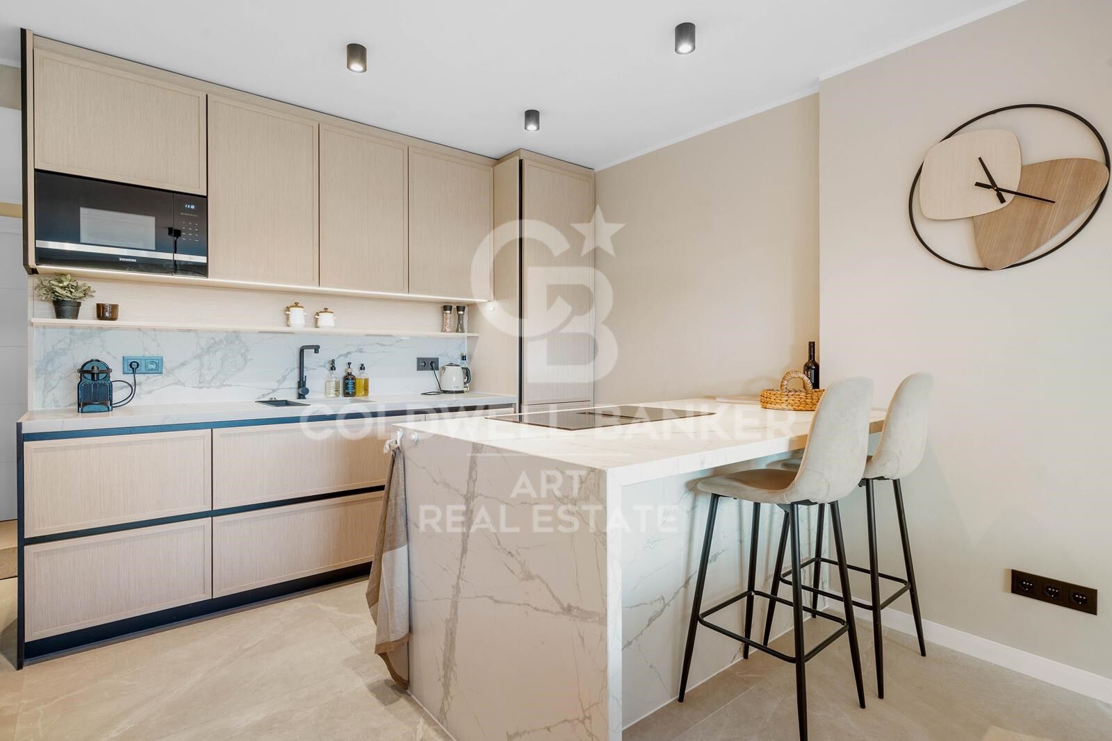 Skandinavische eleganz im Herzen von Nueva Andalucía, Marbella