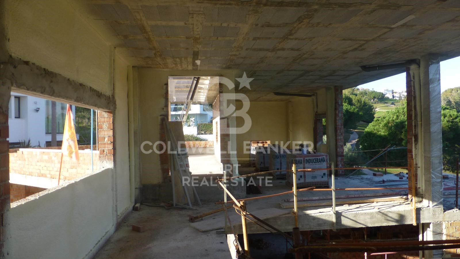 Customizable frontline golf villa in La Cala Golf Resort, Mijas, Costa del Sol