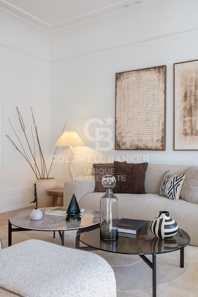 Piso reformado de 4 habitaciones con acabados de lujo en Lista, Madrid