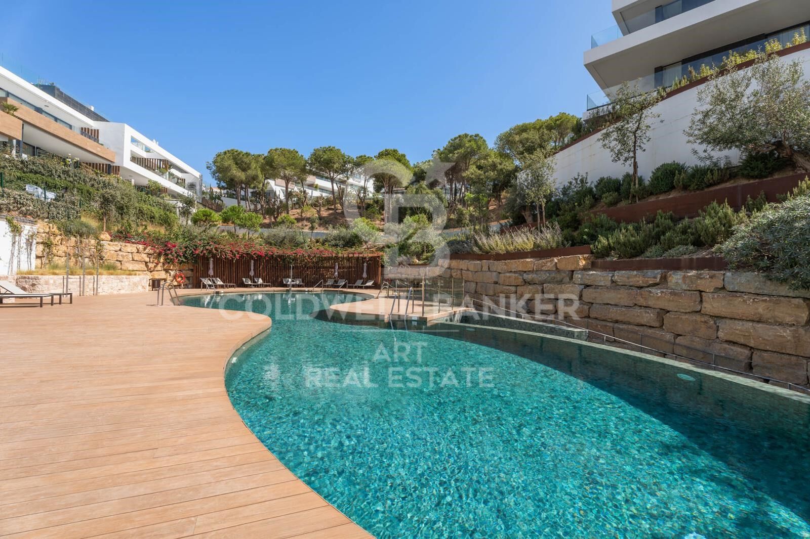 Zeitgenössisches Duplex-Penthouse mit Meerblick - Marbella Ost