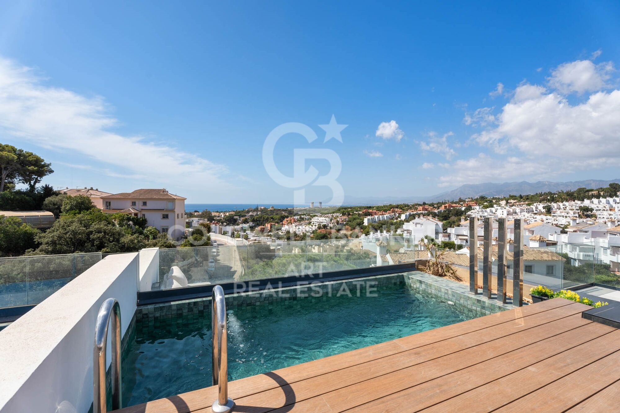 Zeitgenössisches Duplex-Penthouse mit Meerblick - Marbella Ost
