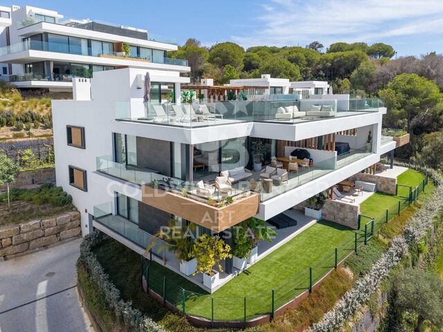 Zeitgenössisches Duplex-Penthouse mit Meerblick - Marbella Ost