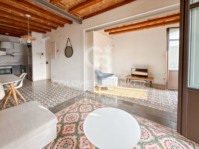 Renovated apartment for sale - Vila de Gràcia, Barcelona