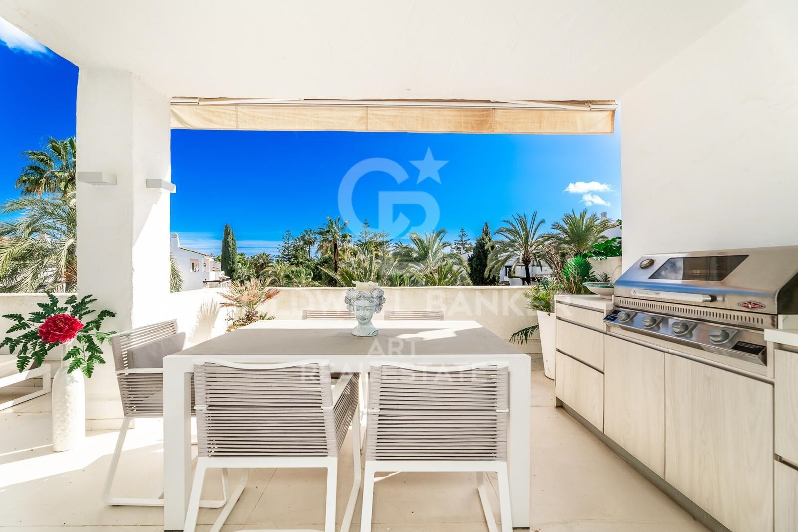 Refined living at Puente Romano - Marbella's Golden Mile