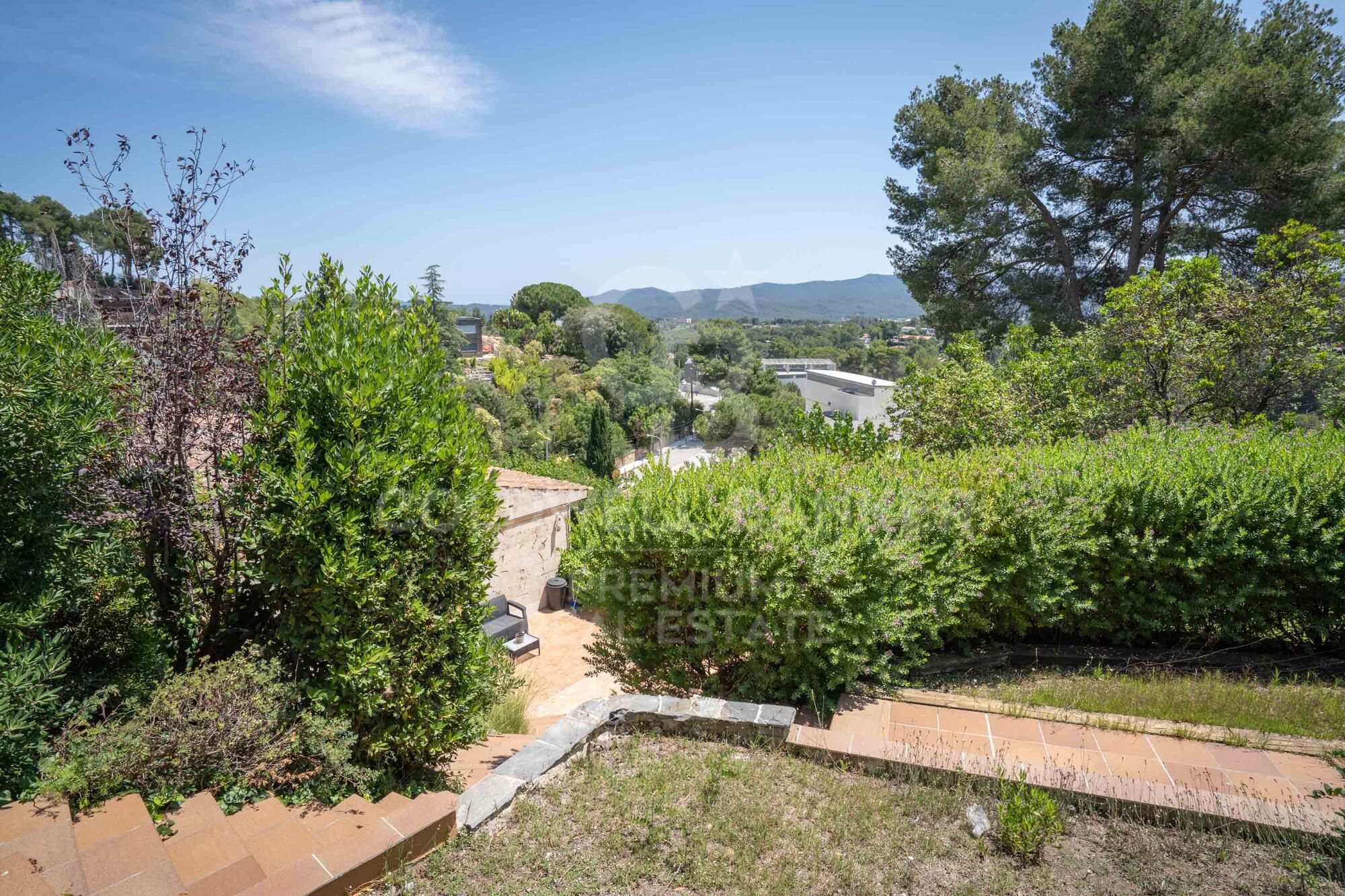 Casa en una sola planta con vistas espectaculares en Bellaterra
