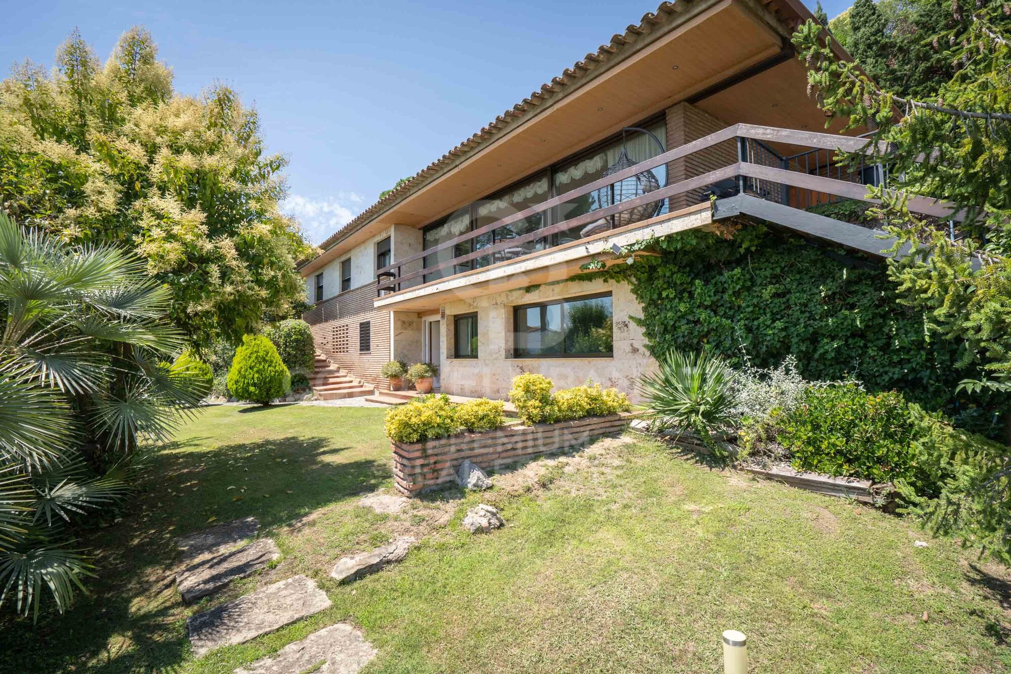 Casa en una sola planta con vistas espectaculares en Bellaterra