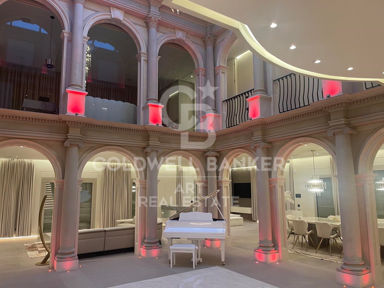 Spectacular luxury Roman villa in Sierra Blanca, Marbella