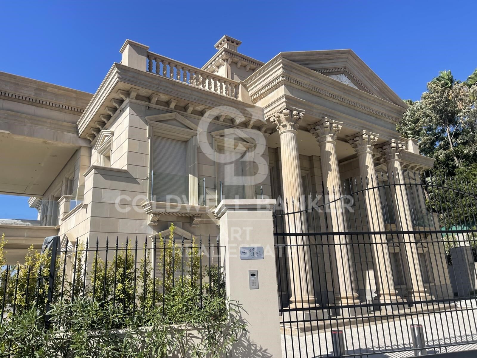 Spectacular luxury Roman villa in Sierra Blanca, Marbella