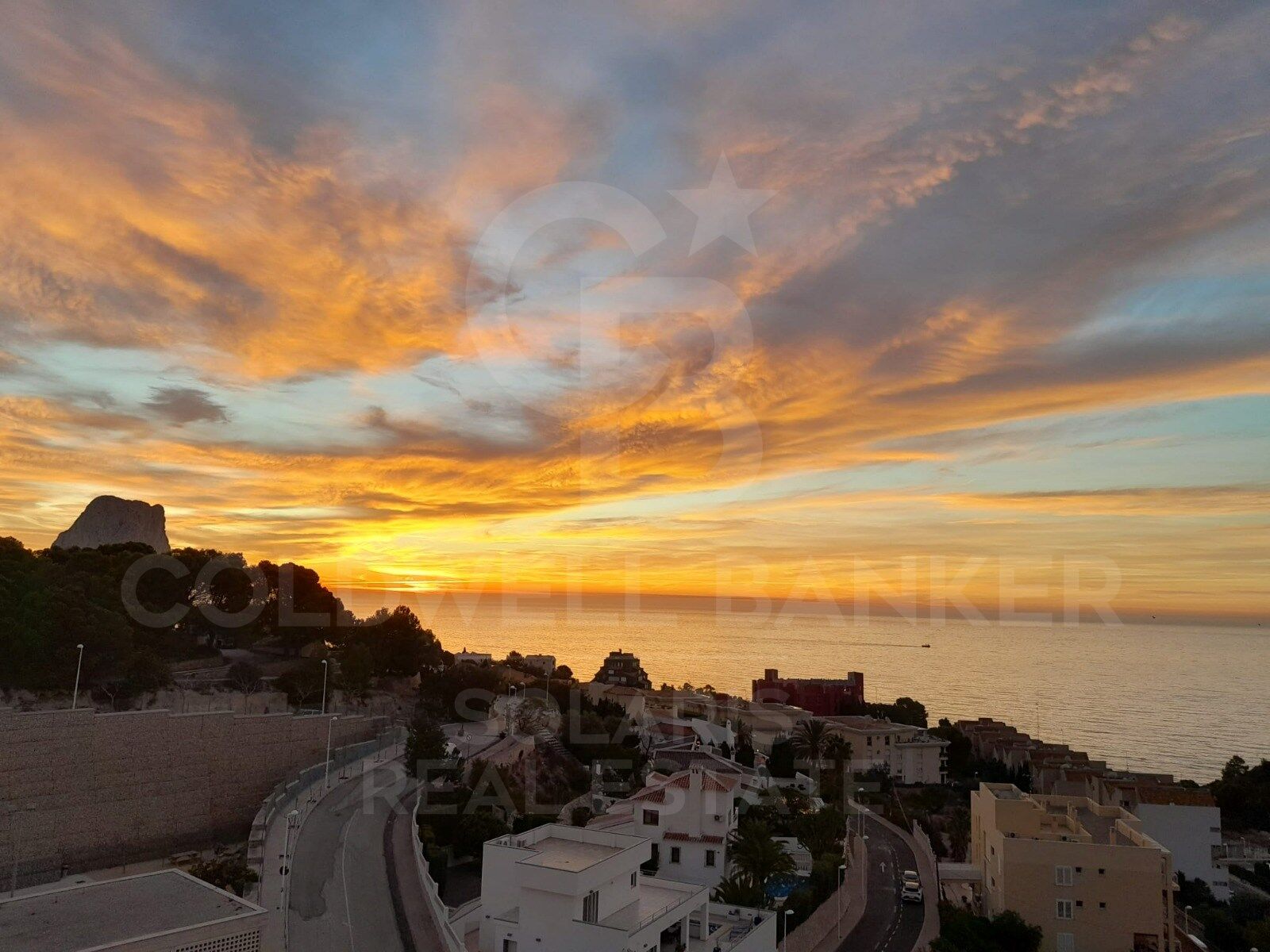 Exclusivo Ático tripe de lujo con vistas panorámicas en Calpe