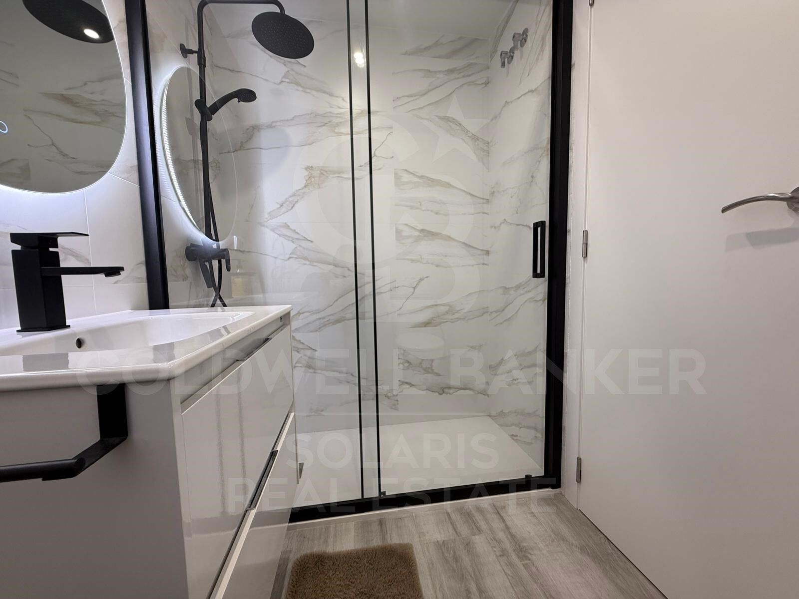 Apartamento totalmente reformado en Playa del Arenal - Jávea