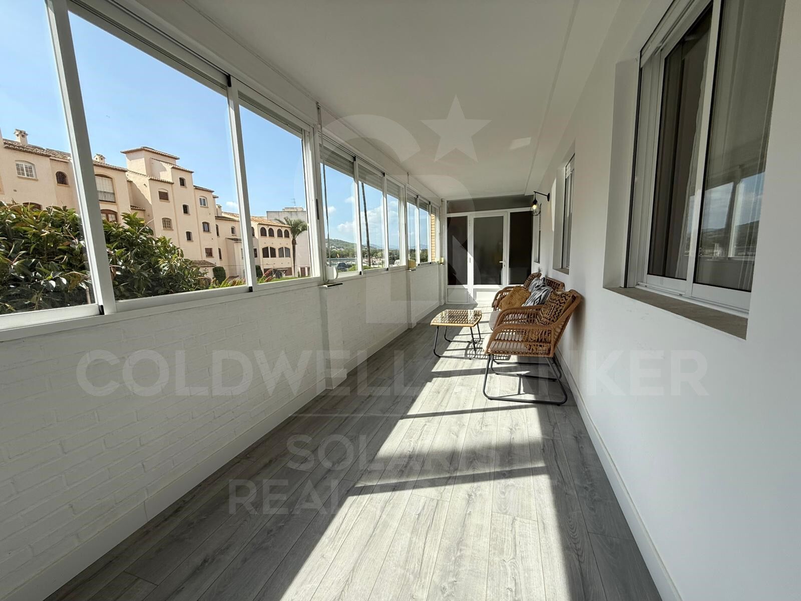 APPARTEMENT FLAMBANT NEUF EXCLUSIF À PLAYA EL ARENAL À JAVEA