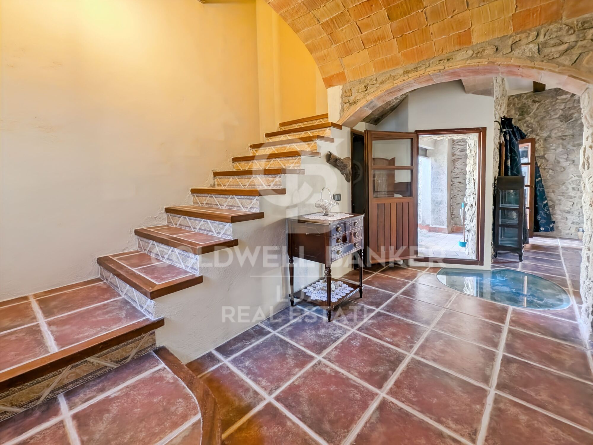 Restored 18th-century property with Catalan vaults in Agullana