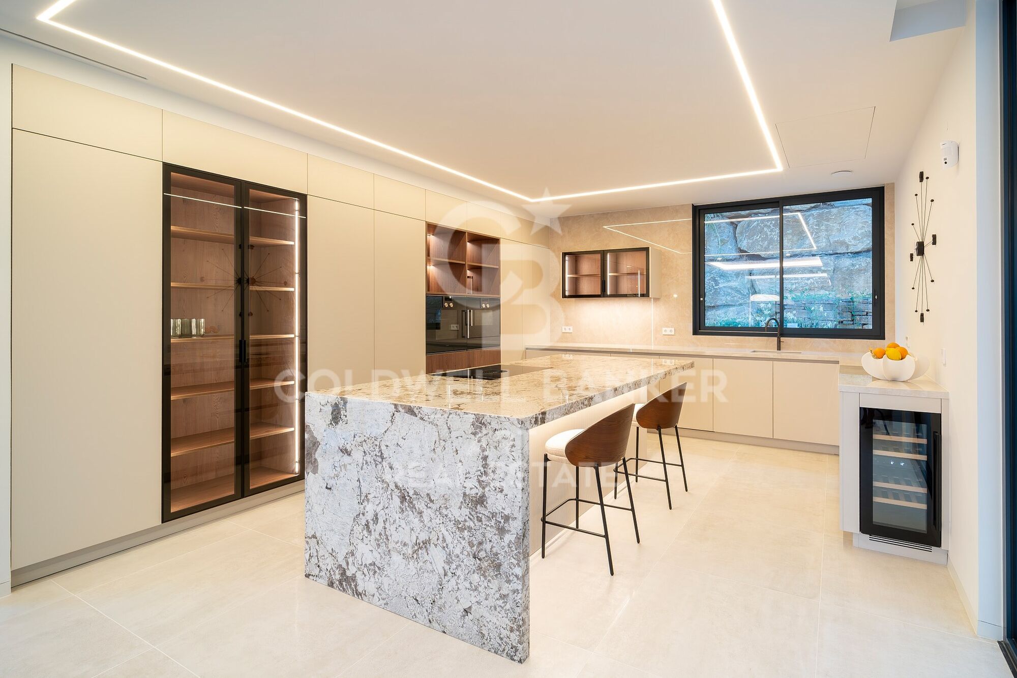 Luxuriöse moderne Villa in El Paraíso Alto