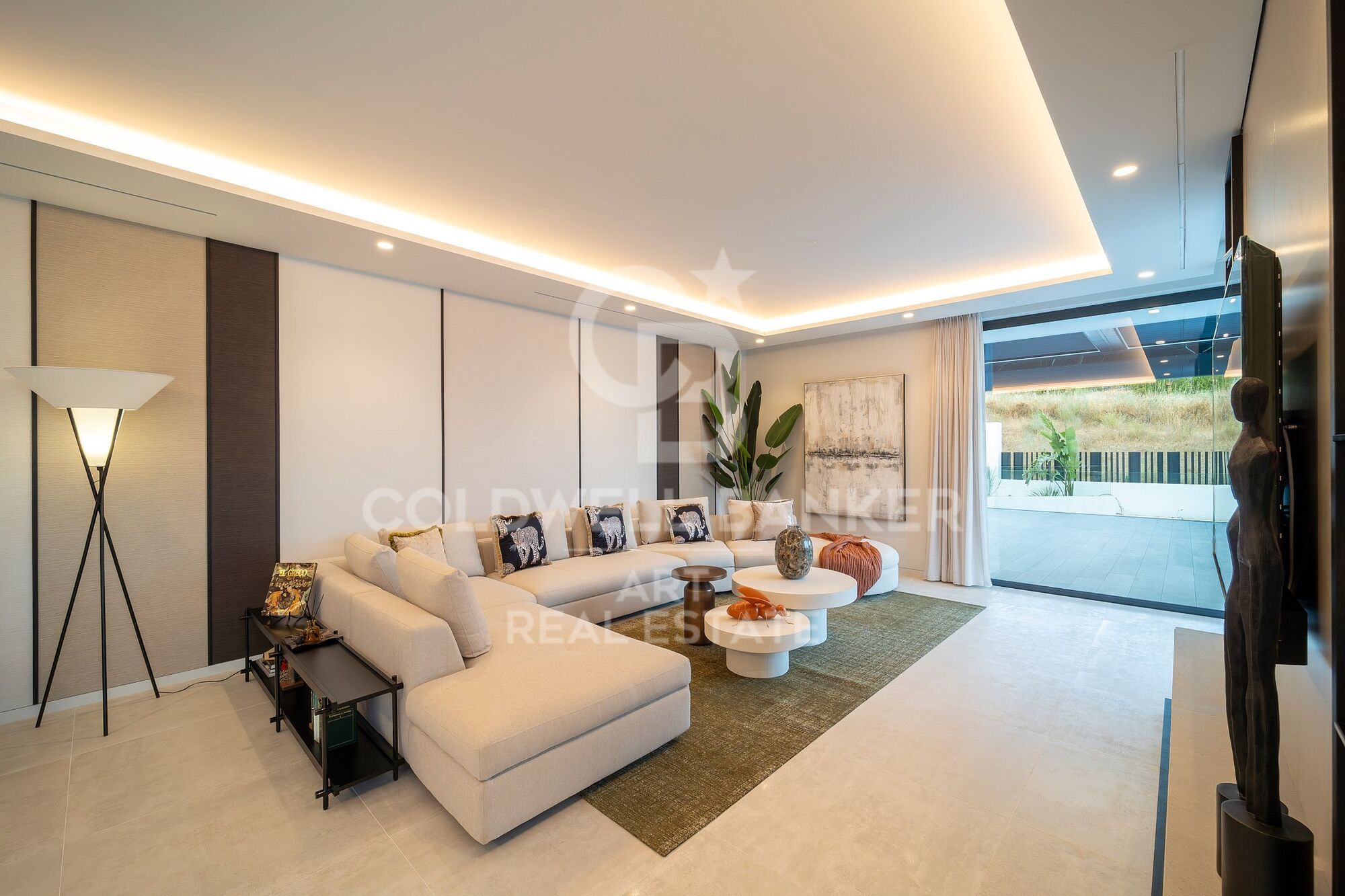 Luxuriöse moderne Villa in El Paraíso Alto