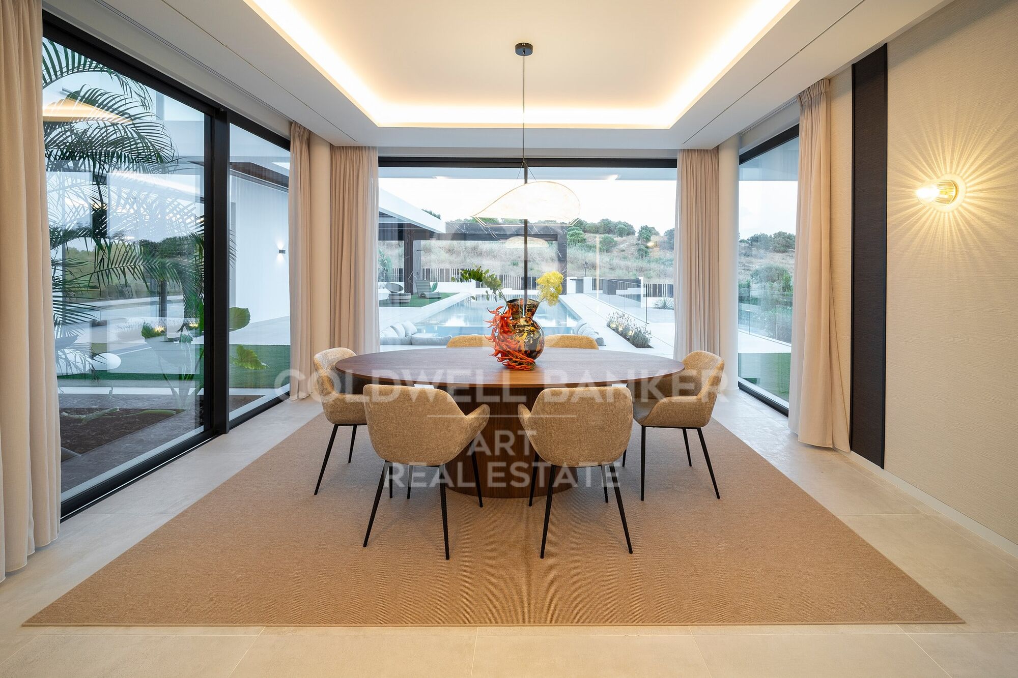 Luxuriöse moderne Villa in El Paraíso Alto