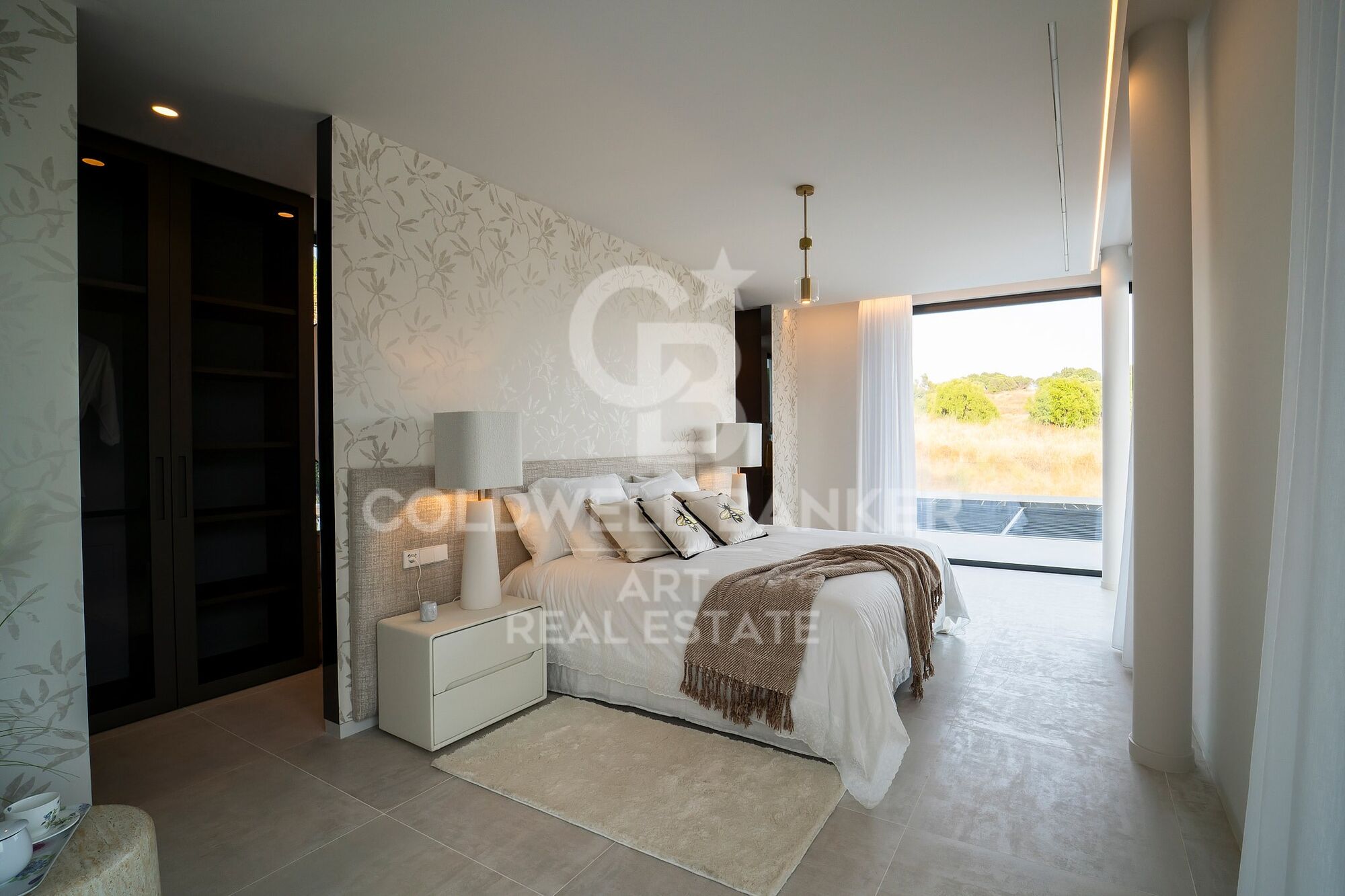 Luxuriöse moderne Villa in El Paraíso Alto