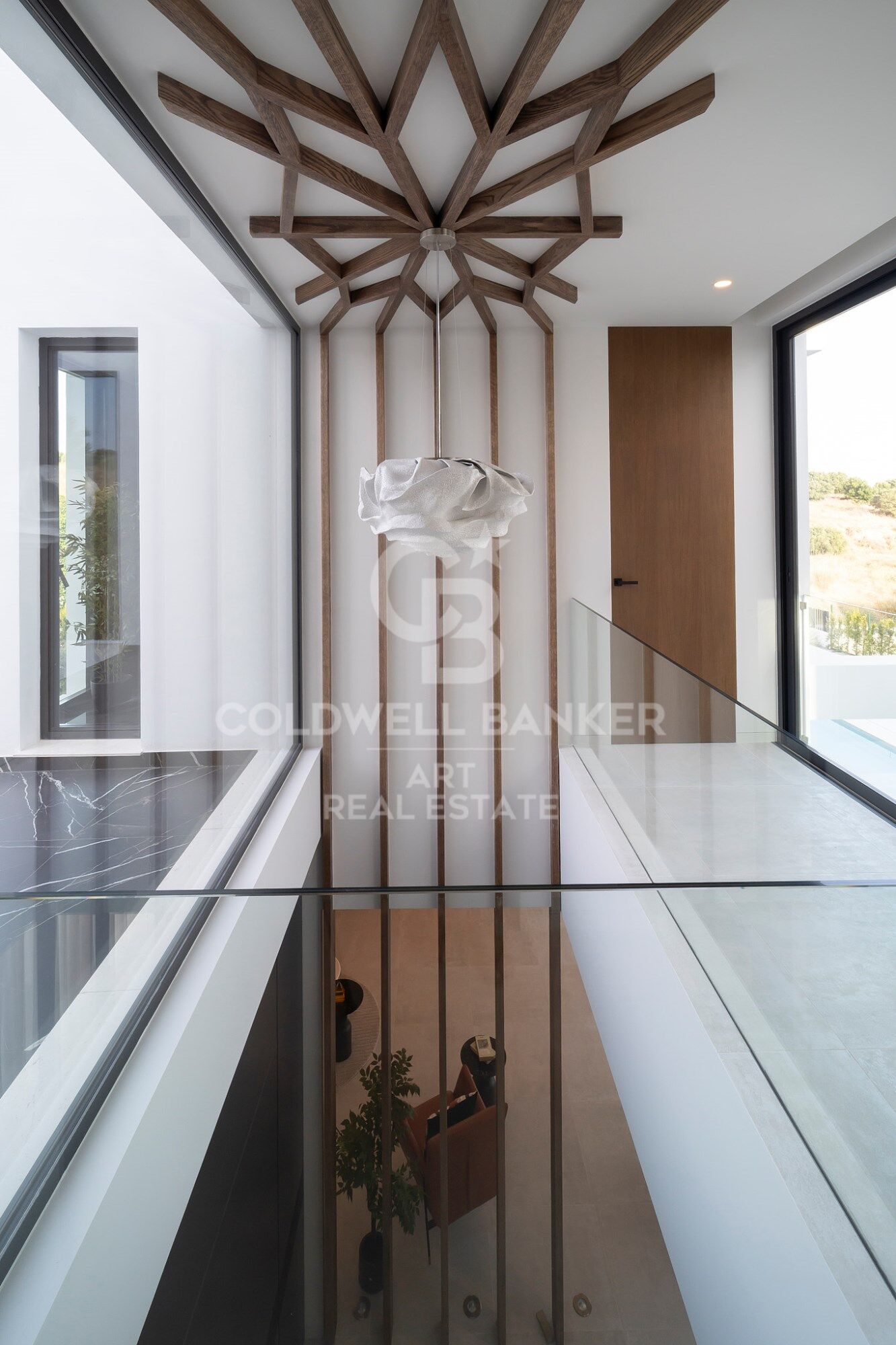 Luxuriöse moderne Villa in El Paraíso Alto