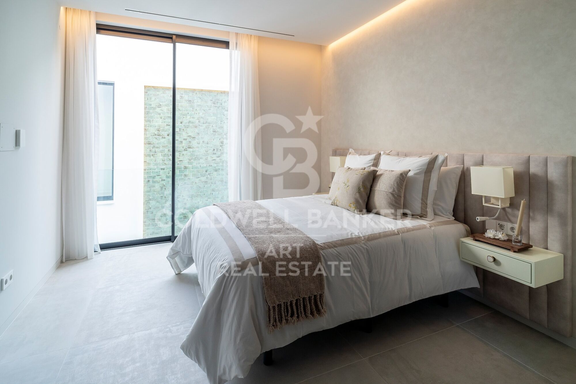 Villa contemporánea de lujo en El Paraíso Alto