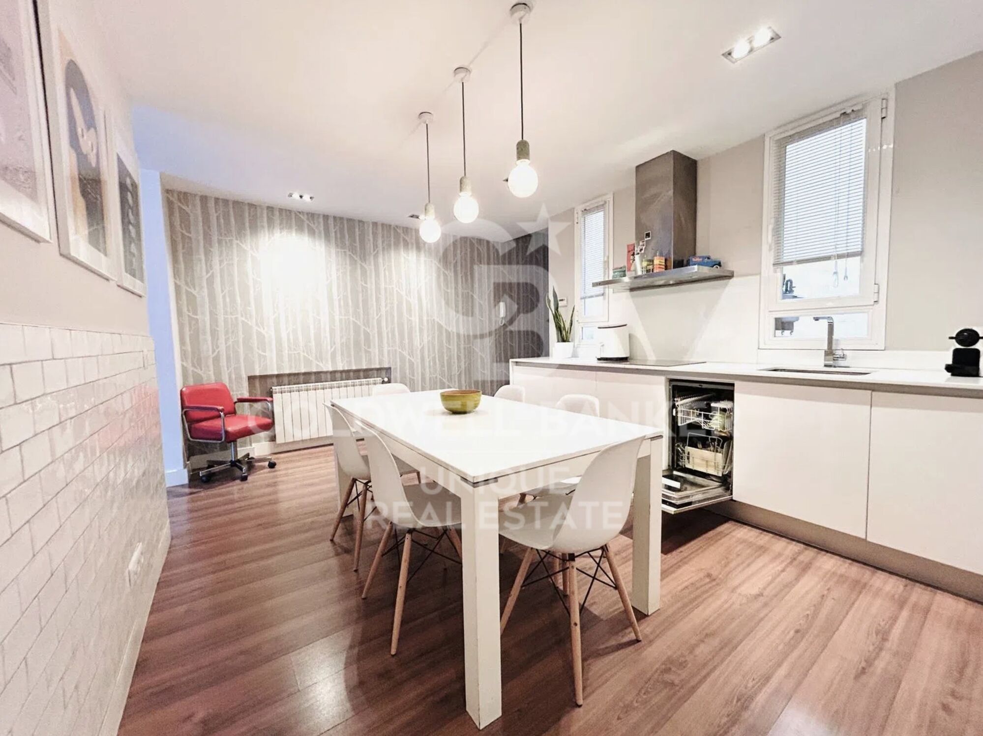 Piso exterior reformado de 2 habitaciones con 3 balcones en Malasaña, Madrid