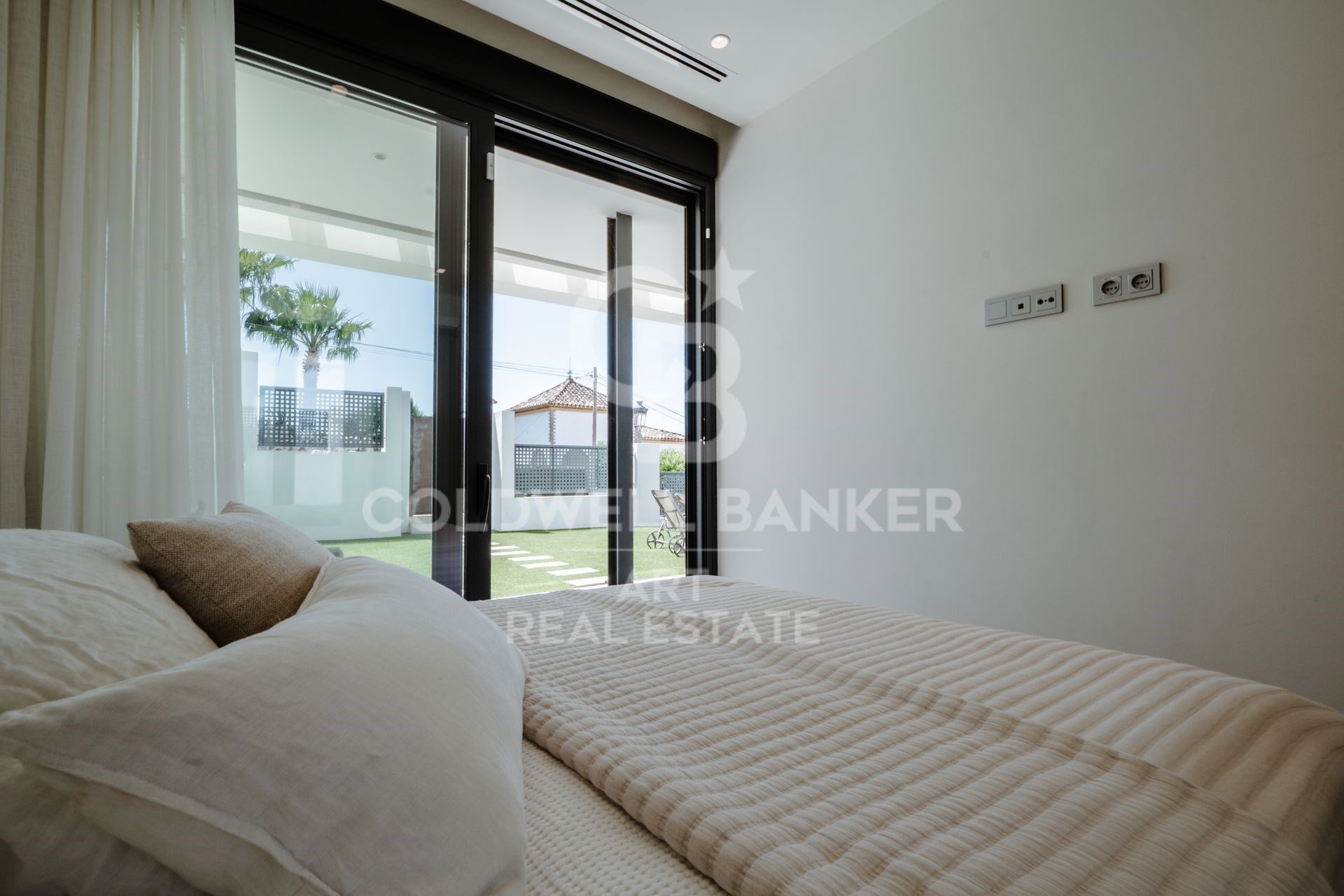 Luxusvilla mit Panoramablick auf das Meer in Esteponas prestigeträchtiger Gegend Seghers