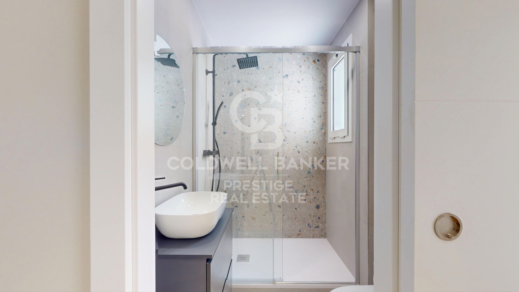 Apartment with 40 m² Terrace in 'La Nova Esquerra de l'Eixample', Barcelona