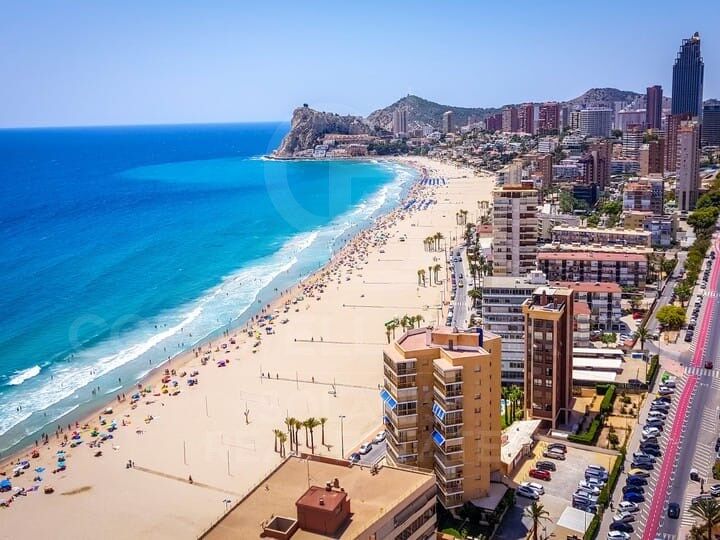 Urban Land for 44 Luxury Villas - High Profitability