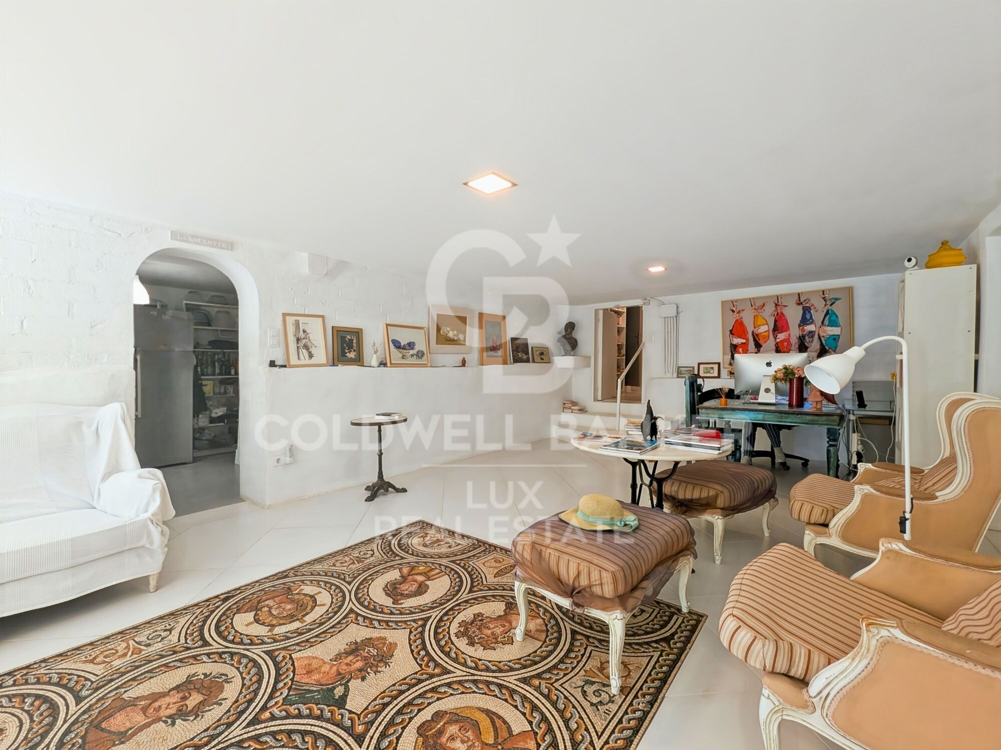 Villa méditerranéenne avec oliviers et vue panoramique à Els Olivars